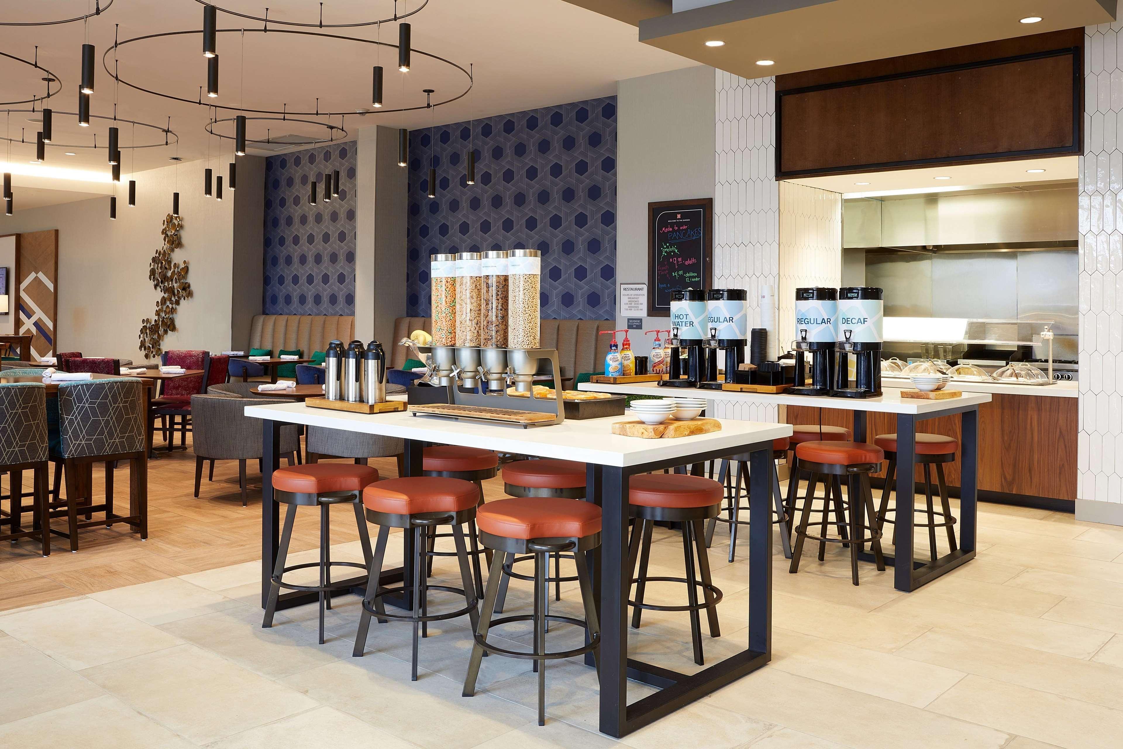 Hilton Garden Inn Элизабеттаун Экстерьер фото