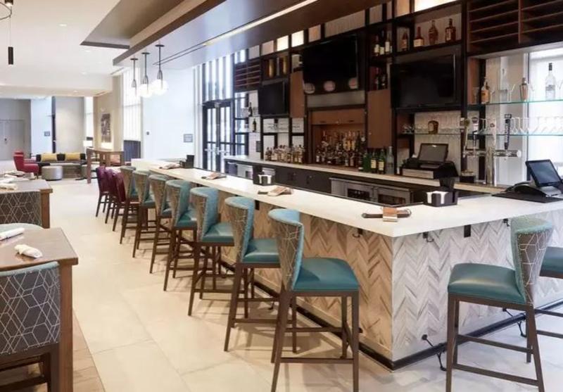 Hilton Garden Inn Элизабеттаун Экстерьер фото